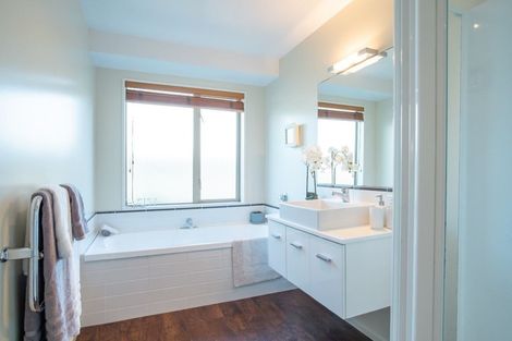 Photo of property in 15 Burbank Drive, Aidanfield, Christchurch, 8025