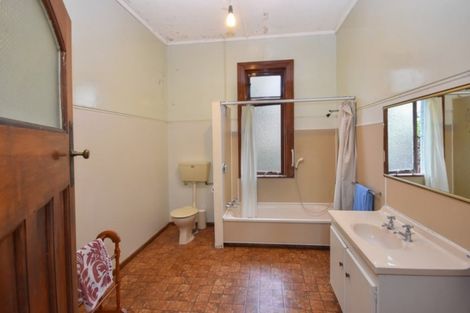 Photo of property in 9 Allandale Road, Saint Clair, Dunedin, 9012