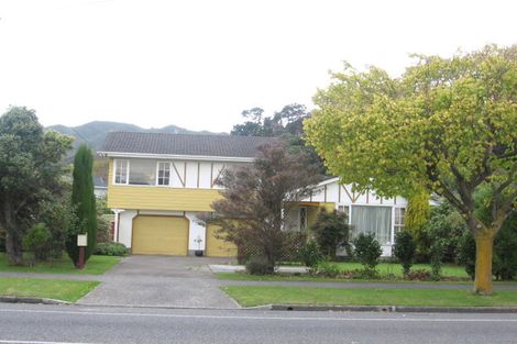 Photo of property in 54 Naenae Road, Naenae, Lower Hutt, 5011