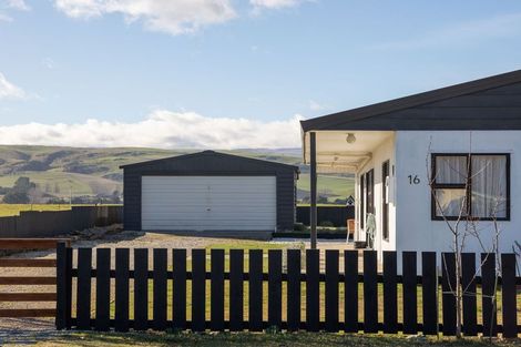 Photo of property in 16 Marsh Road, Ettrick, Roxburgh, 9572
