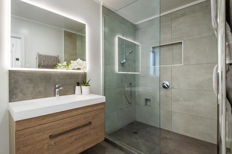 Photo of property in 43 Stredwick Drive, Torbay, Auckland, 0630