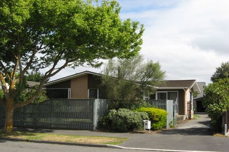 Photo of property in 39 Kent Lodge Avenue, Avonhead, Christchurch, 8042