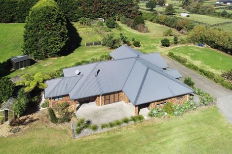 Photo of property in 24 Seagrove Road, Waiau Pa, Pukekohe, 2679