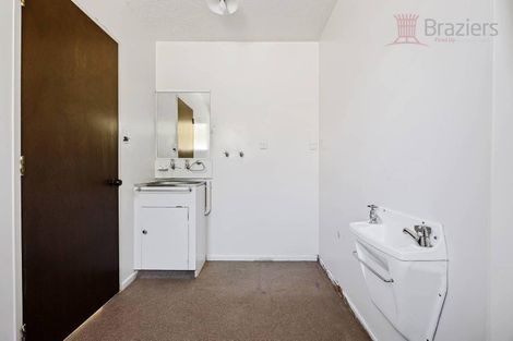 Photo of property in 3/45a Main Road, Redcliffs, Christchurch, 8081