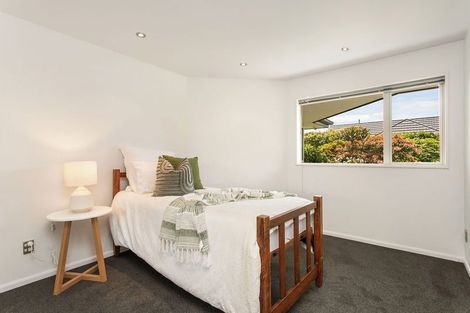 Photo of property in 317 Gardiners Road, Harewood, Christchurch, 8051