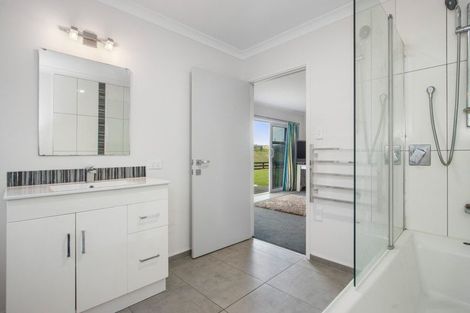 Photo of property in 225b Woodland Road, Tahawai, Katikati, 3170