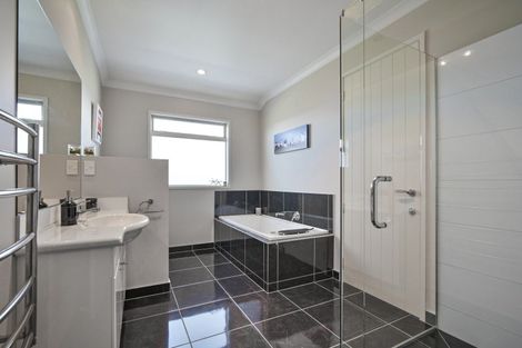 Photo of property in 55 Northwood Avenue, Mahora, Hastings, 4120