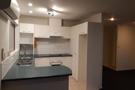 Photo of property in 4 Greenberry Drive, Ranui, Auckland, 0612