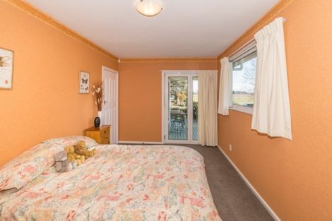 Photo of property in 146 Main North Road, Woodend, 7610