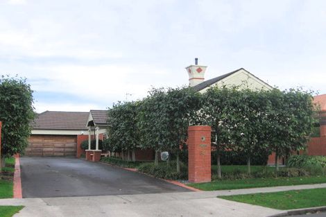 Photo of property in 20 Fernwater Place, Flagstaff, Hamilton, 3210