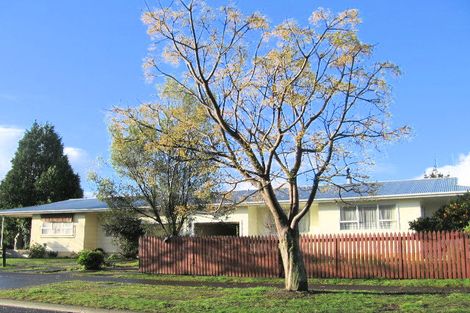 Photo of property in 1 Burton Crescent, Flaxmere, Hastings, 4120