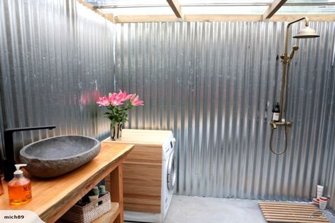 Photo of property in 124 North Shore Road, Eskdale, Napier, 4182