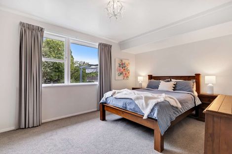 Photo of property in 55 Welcome Bay Road, Welcome Bay, Tauranga, 3112