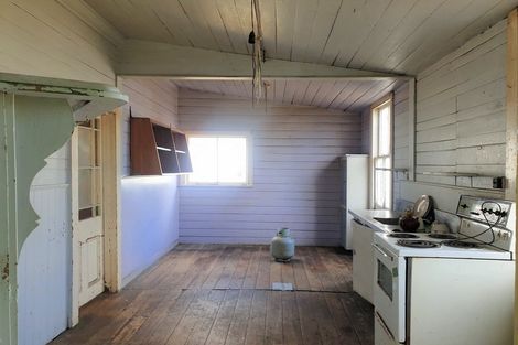 Photo of property in 30 Burns Street, Dannevirke, 4930