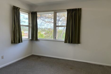 Photo of property in 1/28 Sequoia Place, Sunnynook, Auckland, 0620