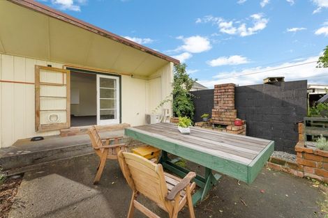 Photo of property in 93 Wilson Street, Hawera, 4610