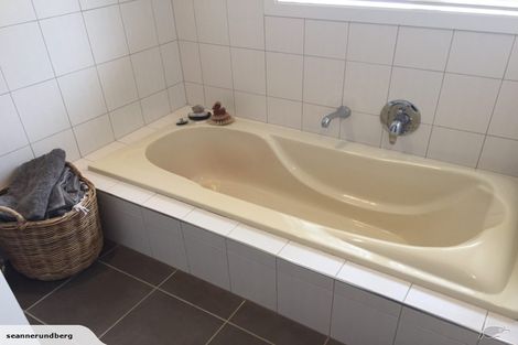 Photo of property in 17 Monte Cassino Place, Birkdale, Auckland, 0626