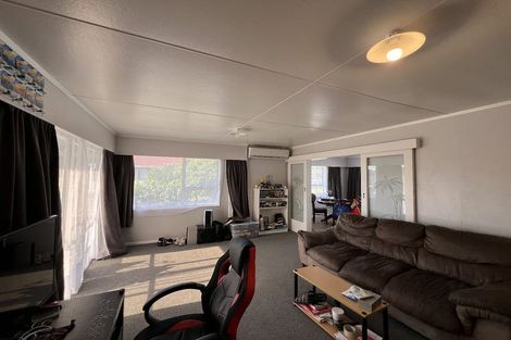 Photo of property in 41 Toi Street, Otaki Beach, Otaki, 5512
