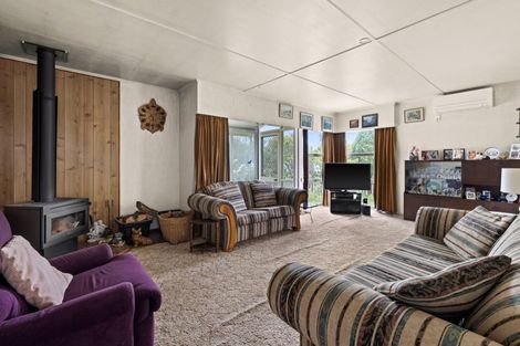 Photo of property in 412 Huia Place, Camberley, Hastings, 4120