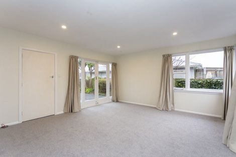 Photo of property in 32 Hounslow Street, Ilam, Christchurch, 8041