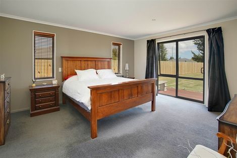 Photo of property in 6 Willowside Place, Amberley, 7410