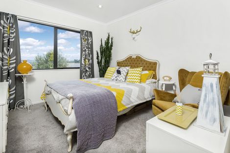 Photo of property in 32b Barberton Terrace, Red Hill, Papakura, 2110