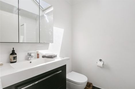 Photo of property in 251 Kaipara Road, Papakura, 2582