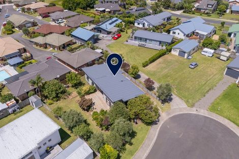 Photo of property in 5 Rena Place, Whitianga, 3510