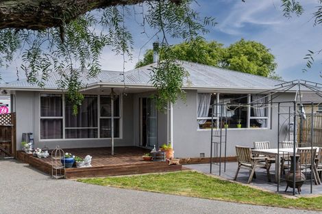 Photo of property in 23 Farnborough Street, Aranui, Christchurch, 8061