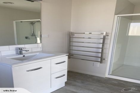 Photo of property in 2 Omaka Place, Aotea, Porirua, 5024