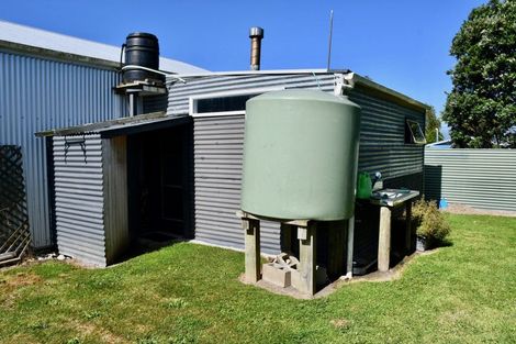 Photo of property in 10 Hunter Street, Karamea, 7893