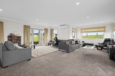 Photo of property in 3 Sands Road, Waiuku, 2681