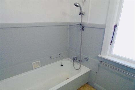 Photo of property in 13 Ngaio Street, Strandon, New Plymouth, 4312