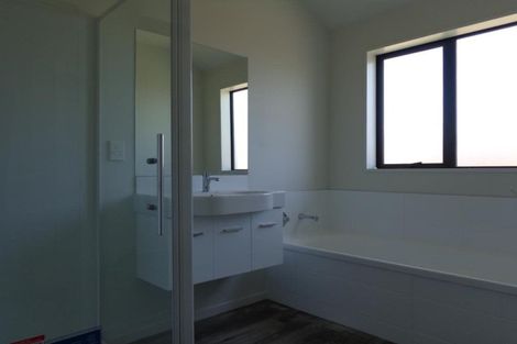 Photo of property in 22 Stanford Way, Rolleston, 7615