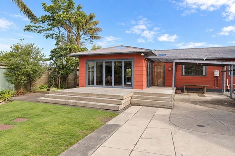 Photo of property in 3 Douglas Street, Okitu, Gisborne, 4010