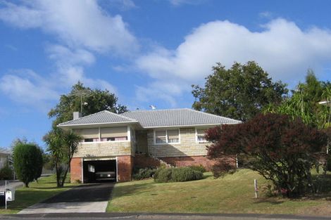 Photo of property in 18 Linley Place, Hillcrest, Auckland, 0627