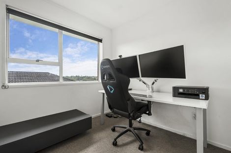 Photo of property in 1/24 Bayview Road, Bayview, Auckland, 0629