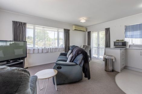 Photo of property in 60 Racecourse Road, Waipukurau, 4200