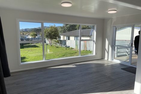 Photo of property in 60 Wainuiomata Road, Wainuiomata, Lower Hutt, 5014