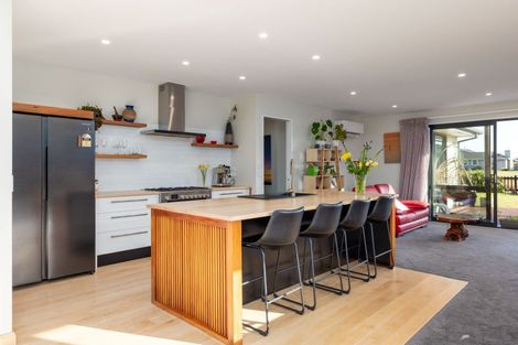 Photo of property in 33 Pegasus Main Street, Pegasus, 7612