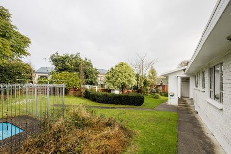 Photo of property in 4 Byron Street, Leamington, Cambridge, 3432