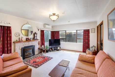 Photo of property in 28 Caxton Street, Onekawa, Napier, 4110