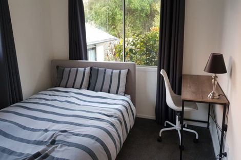 Photo of property in 17 St Catherine Crescent, West Harbour, Auckland, 0618