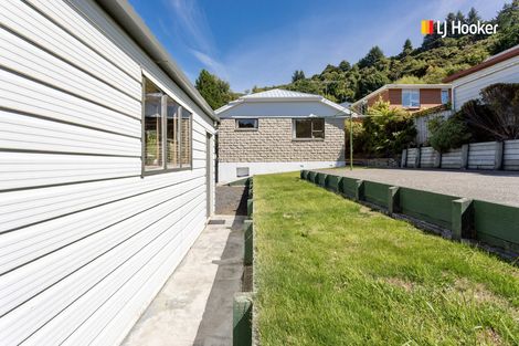 Photo of property in 34 Saint Albans Street, Bradford, Dunedin, 9011