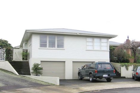 Photo of property in 11 Alton Place, Hokowhitu, Palmerston North, 4410
