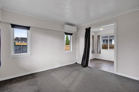 Photo of property in 40 Doralto Road, Frankleigh Park, New Plymouth, 4310