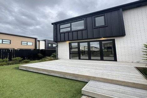 Photo of property in 660e Swanson Road, Swanson, Auckland, 0612