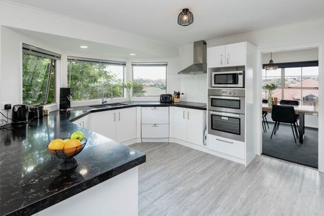 Photo of property in 62 Edendale Road, Somerville, Auckland, 2014