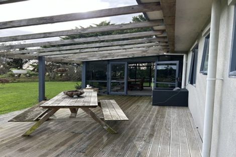 Photo of property in 45 Koputaroa Road, Levin, 5575