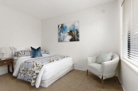 Photo of property in 1/130 Churchill Road, Rothesay Bay, Auckland, 0630